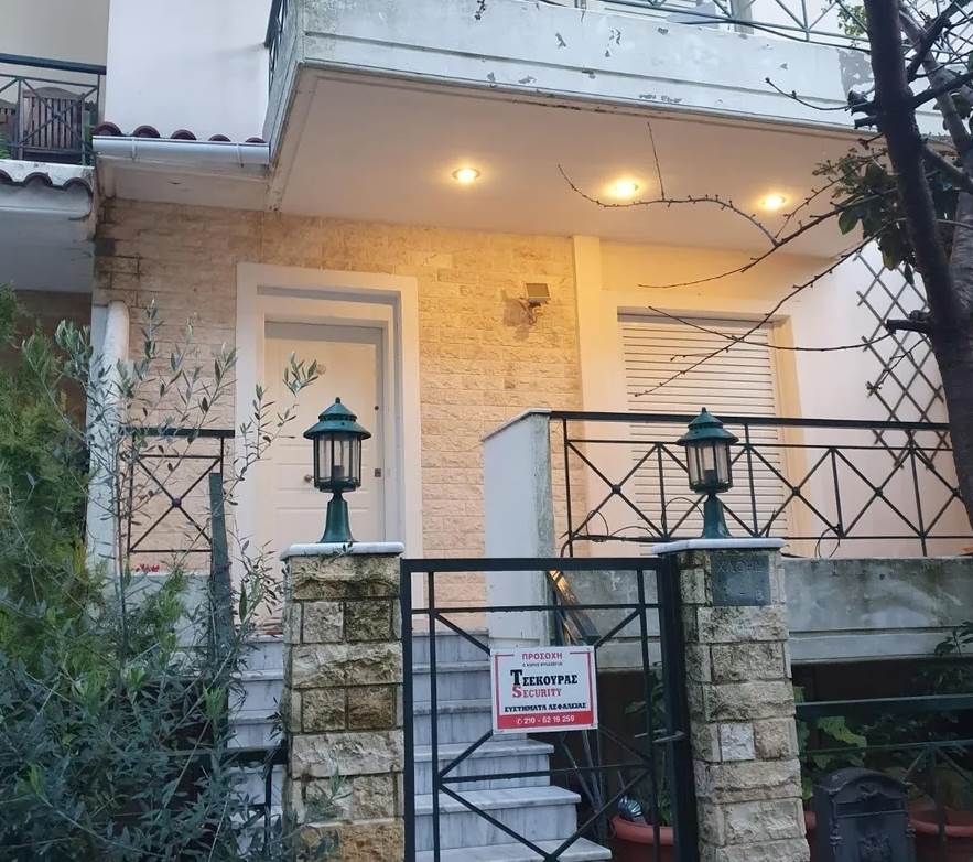 (For Sale) Residential Maisonette || East Attica/Agios Stefanos - 270 Sq.m, 5 Bedrooms, 450.000€ 