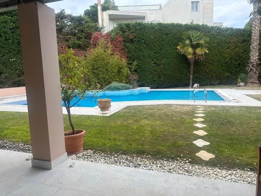 (For Sale) Residential Detached house || East Attica/Drosia - 650 Sq.m, 4 Bedrooms, 1.750.000€ 