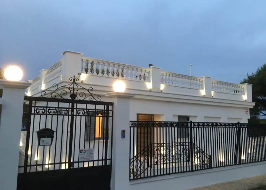 (For Sale) Residential Detached house || East Attica/Rafina - 285 Sq.m, 3 Bedrooms, 1.150.000€ 