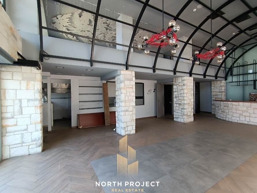 (For Rent) Commercial Retail Shop || Athens North/Nea Erithraia - 265 Sq.m, 3.500€ 