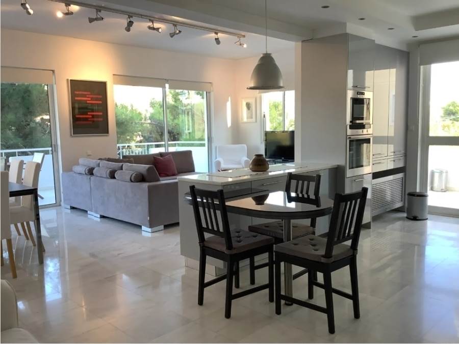 (For Rent) Residential Apartment || Athens North/Marousi - 101 Sq.m, 2 Bedrooms, 2.000€ 