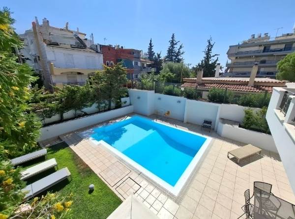 (Προς Ενοικίαση) Κατοικία Οροφοδιαμέρισμα || Αθήνα Βόρεια/Κηφισιά - 141 τ.μ, 2 Υ/Δ, 3.000€ 