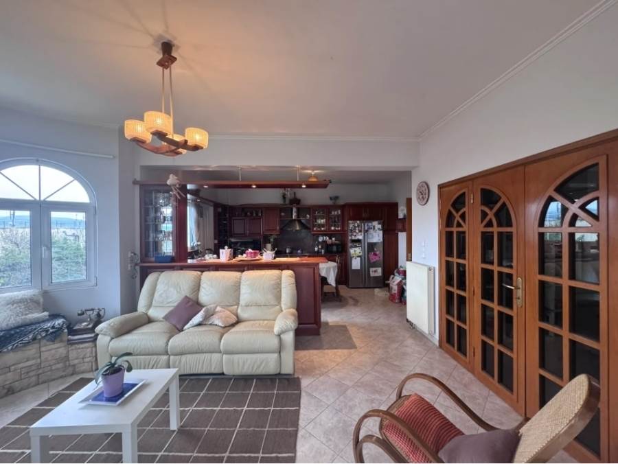 (Προς Ενοικίαση) Κατοικία Οροφοδιαμέρισμα || Ανατολική Αττική/Άνοιξη - 190 τ.μ, 4 Υ/Δ, 1.750€ 