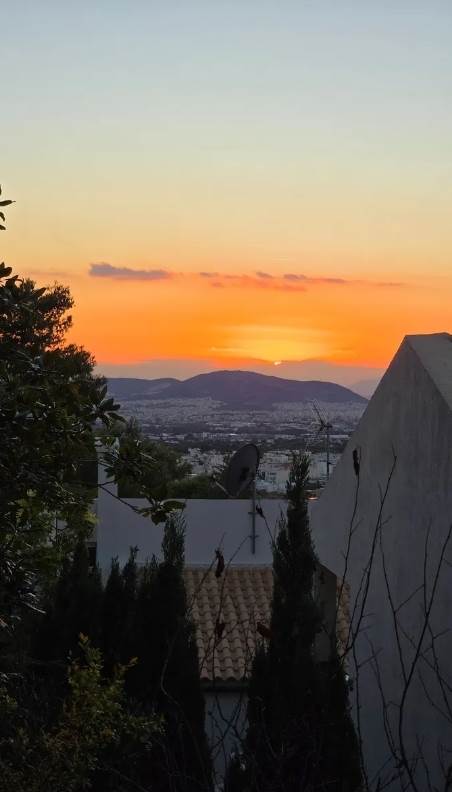 (For Rent) Residential Maisonette || Athens North/Kifissia - 300 Sq.m, 4 Bedrooms, 3.800€ 