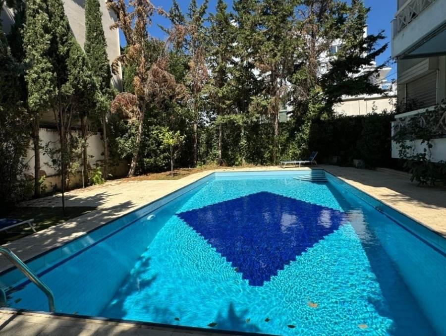 (For Rent) Residential Apartment || Athens North/Kifissia - 260 Sq.m, 3 Bedrooms, 3.000€ 
