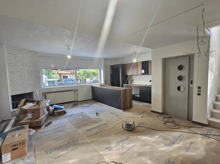 (Προς Πώληση) Κατοικία Μονοκατοικία || Αθήνα Βόρεια/Μαρούσι - 215 τ.μ, 4 Υ/Δ, 670.000€ 