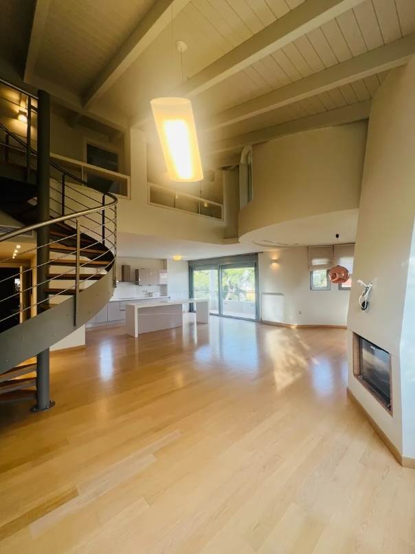 (For Rent) Residential Maisonette || Athens North/Marousi - 200 Sq.m, 3 Bedrooms, 2.200€ 