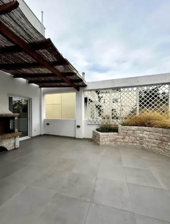 (Προς Ενοικίαση) Κατοικία Οροφοδιαμέρισμα || Αθήνα Βόρεια/Κηφισιά - 140 τ.μ, 3 Υ/Δ, 2.000€ 