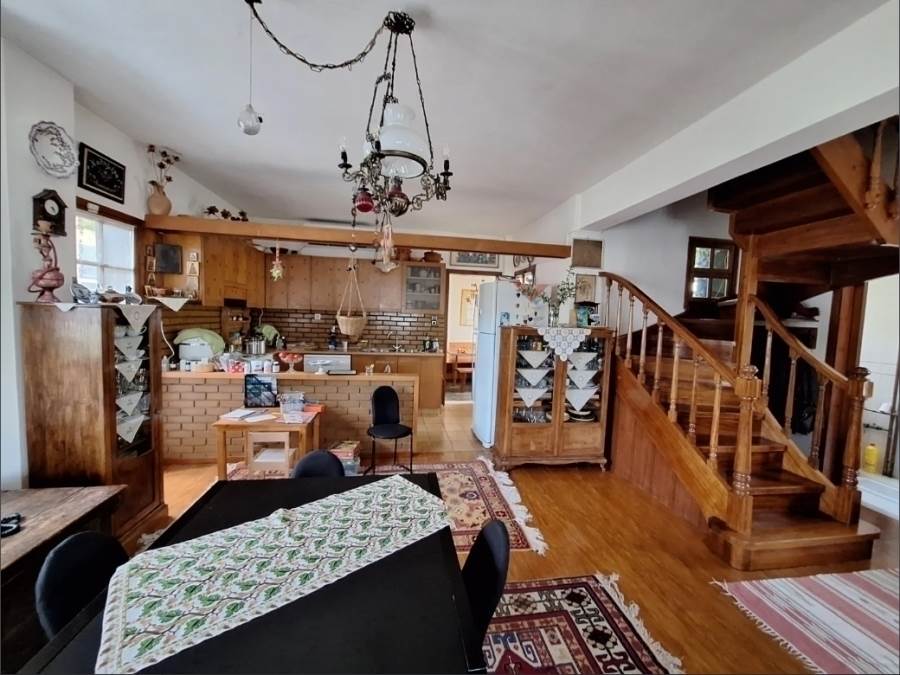 (Προς Ενοικίαση) Κατοικία Μονοκατοικία || Αθήνα Βόρεια/Κηφισιά - 130 τ.μ, 3 Υ/Δ, 1.500€ 