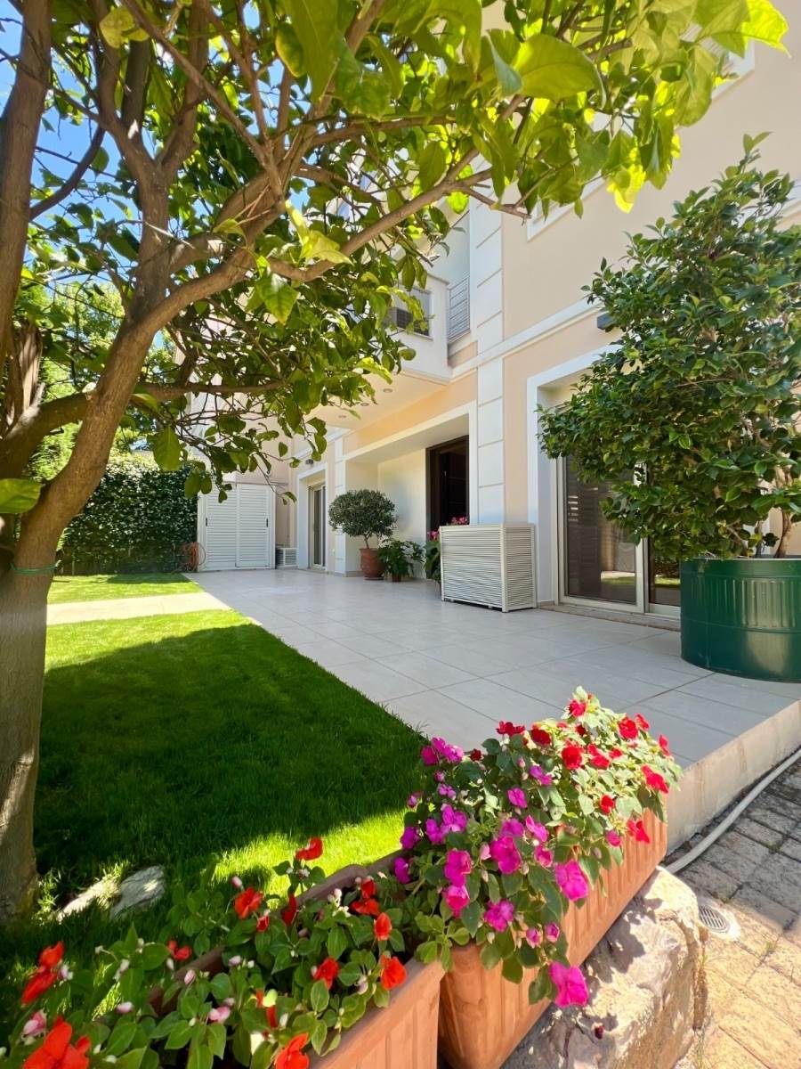 (Προς Πώληση) Κατοικία Μεζονέτα || Αθήνα Βόρεια/Κηφισιά - 235 τ.μ, 3 Υ/Δ, 670.000€ 