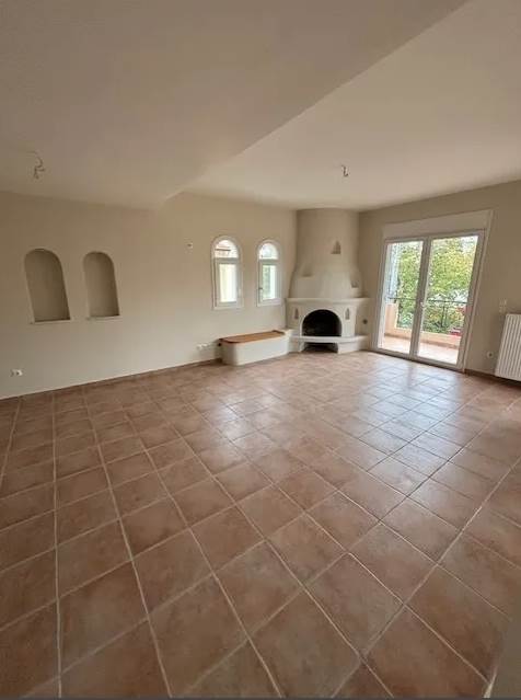 (For Sale) Residential Floor Apartment || Athens North/Kifissia - 155 Sq.m, 3 Bedrooms, 365.000€ 