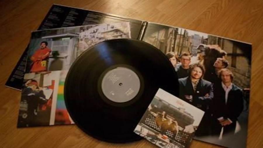 (For Sale) Commercial Retail Shop || Athens North/Neo Psychiko - 265 Sq.m, 250.000€ 