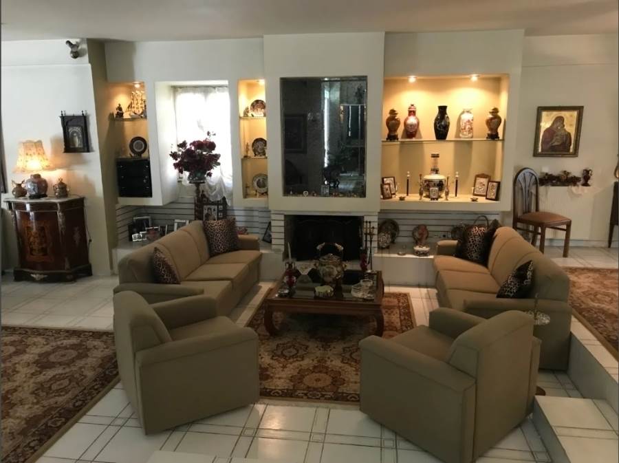 (For Sale) Residential Maisonette || Athens North/Ekali - 394 Sq.m, 4 Bedrooms, 620.000€ 