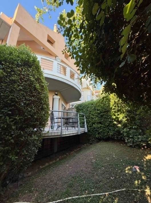 (For Rent) Residential Maisonette || Athens North/Kifissia - 250 Sq.m, 4 Bedrooms, 2.700€ 