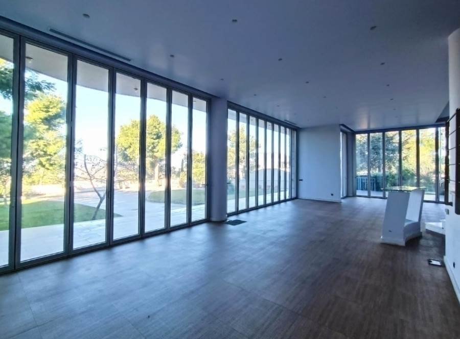 (For Rent) Residential Detached house || Athens North/Ekali - 1.000 Sq.m, 4 Bedrooms, 12.000€ 