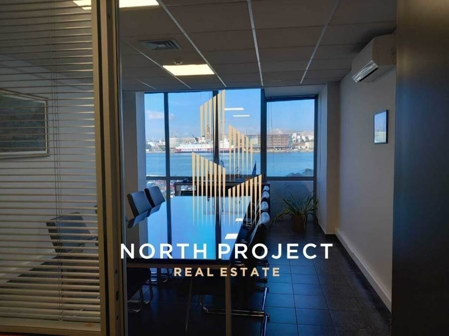 (For Sale) Commercial Office || Piraias/Piraeus - 305 Sq.m, 1.240.000€ 
