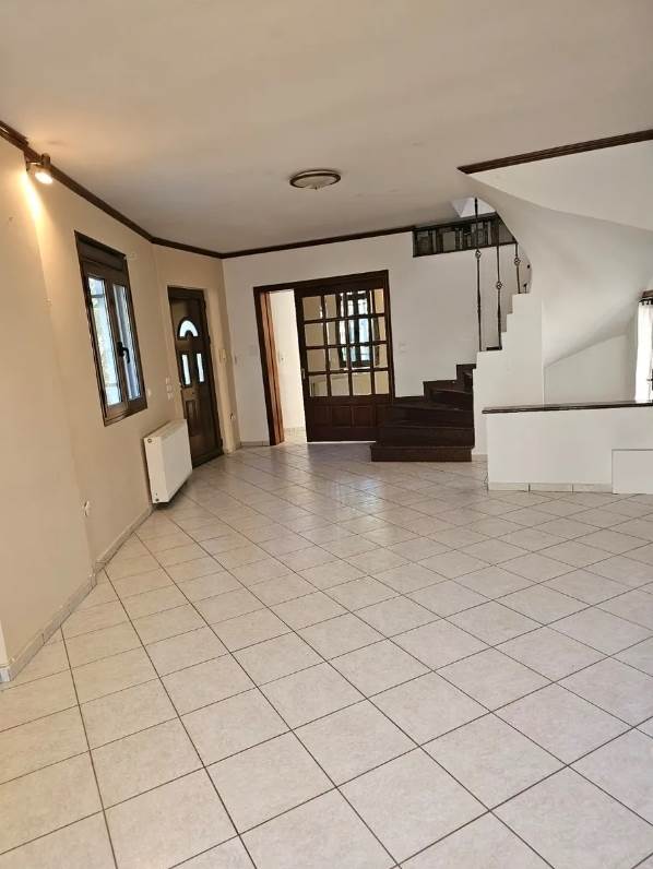 (Προς Ενοικίαση) Κατοικία Μεζονέτα || Αθήνα Βόρεια/Μελίσσια - 135 τ.μ, 3 Υ/Δ, 1.300€ 