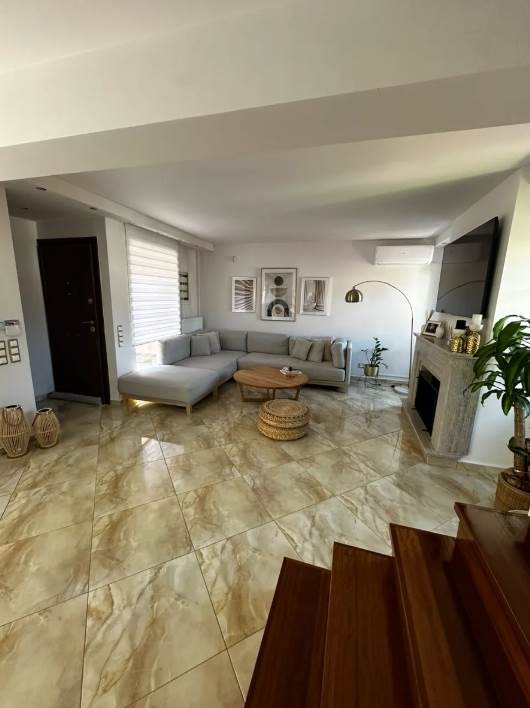 (Προς Ενοικίαση) Κατοικία Μεζονέτα || Ανατολική Αττική/Σταμάτα - 200 τ.μ, 4 Υ/Δ, 2.300€ 