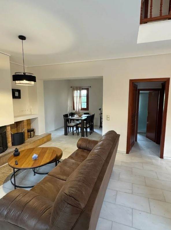 (Προς Ενοικίαση) Κατοικία Μεζονέτα || Αθήνα Βόρεια/Κηφισιά - 150 τ.μ, 3 Υ/Δ, 2.100€ 