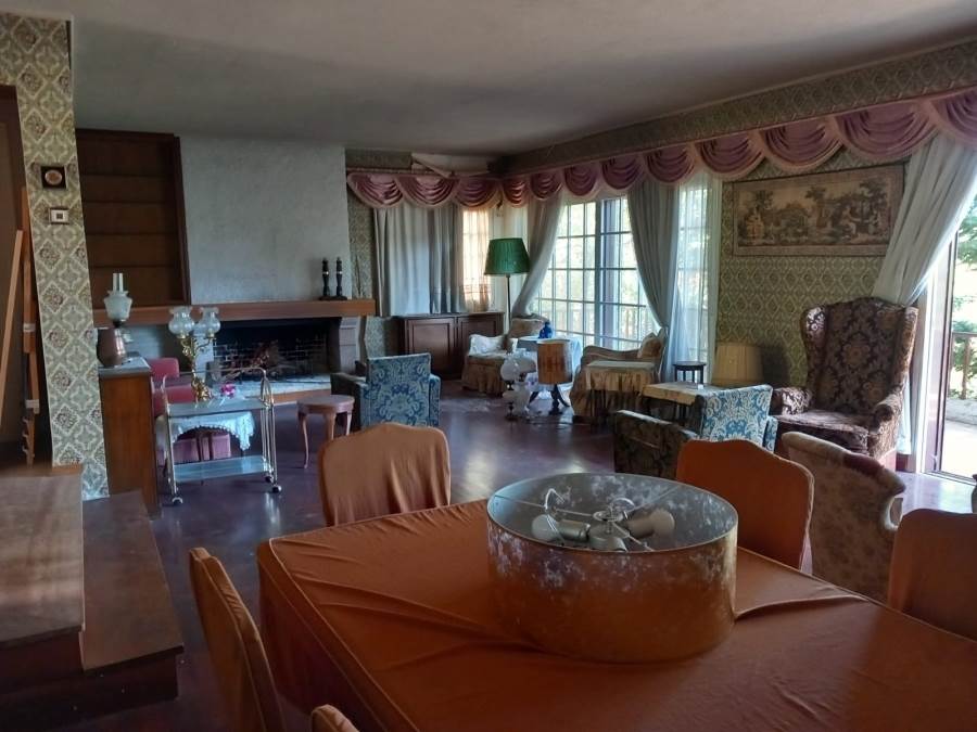 (Προς Πώληση) Κατοικία Μεζονέτα || Αθήνα Βόρεια/Εκάλη - 205 τ.μ, 3 Υ/Δ, 600.000€ 