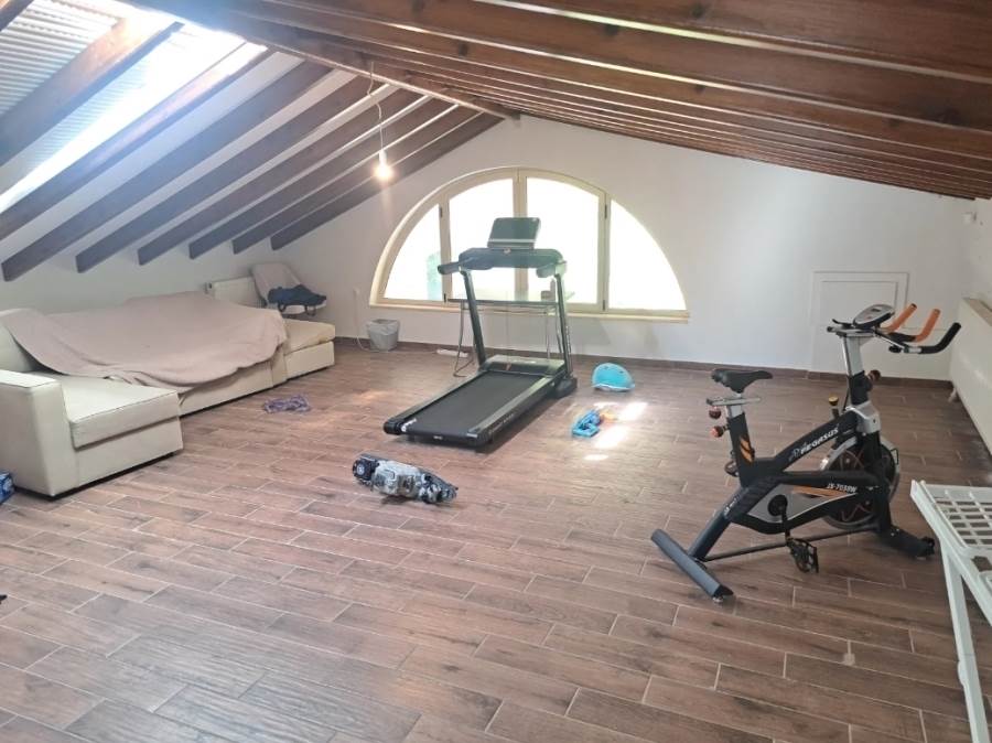 (For Rent) Residential Maisonette || East Attica/Dionysos - 322 Sq.m, 4 Bedrooms, 2.800€ 