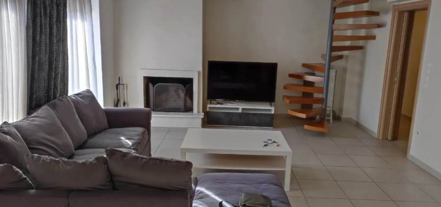 (For Rent) Residential Maisonette || Athens North/Chalandri - 130 Sq.m, 4 Bedrooms, 1.800€ 