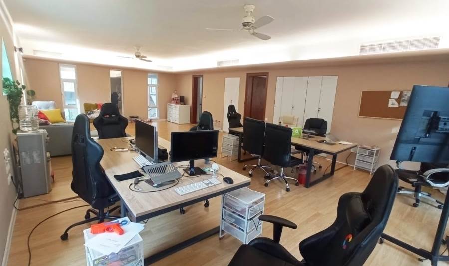 (Προς Πώληση) Επαγγελματικός Χώρος Γραφείο || Αθήνα Βόρεια/Κηφισιά - 124 τ.μ, 295.000€ 