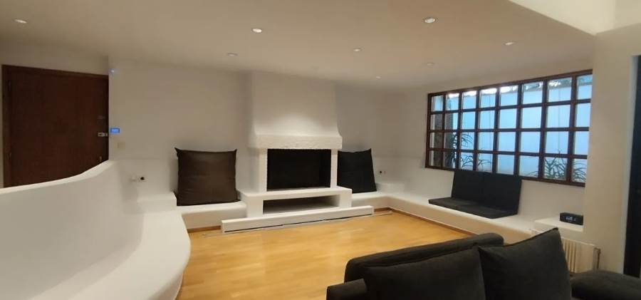 (Προς Ενοικίαση) Κατοικία Διαμέρισμα || Αθήνα Βόρεια/Εκάλη - 132 τ.μ, 2 Υ/Δ, 1.500€ 