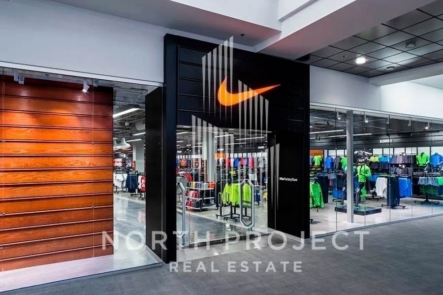 (For Sale) Commercial Retail Shop || Athens North/Nea Erithraia - 825 Sq.m, 8.000.000€ 