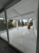 slide1 thumbnail