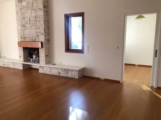 (For Rent) Residential Floor Apartment || Athens North/Kifissia - 200 Sq.m, 4 Bedrooms, 2.300€ 
