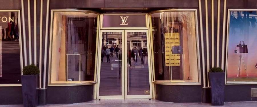 (Προς Ενοικίαση) Επαγγελματικός Χώρος Κατάστημα || Αθήνα Κέντρο/Αθήνα - 300 τ.μ, 10.000€ 