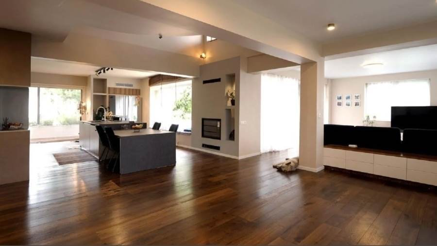 (For Sale) Residential Floor Apartment || Athens North/Ekali - 272 Sq.m, 4 Bedrooms, 810.000€ 