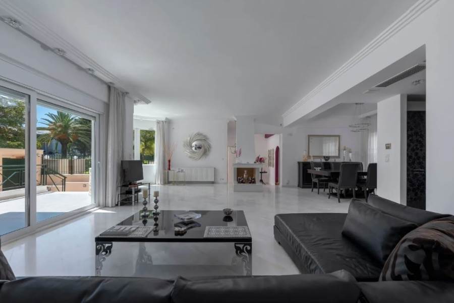 (For Sale) Residential Detached house || Athens North/Kifissia - 385 Sq.m, 3 Bedrooms, 1.750.000€ 
