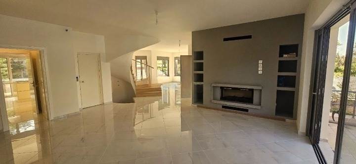 (For Rent) Residential Detached house || Athens North/Ekali - 400 Sq.m, 4 Bedrooms, 6.000€ 