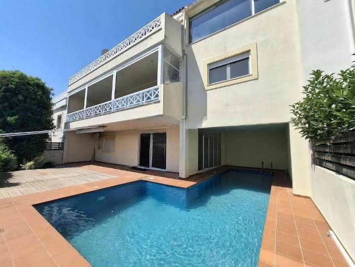 (For Rent) Residential Maisonette || Athens North/Psychiko - 375 Sq.m, 4 Bedrooms, 8.000€ 
