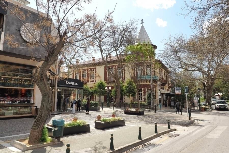 (For Rent) Commercial Retail Shop || Athens North/Kifissia - 760 Sq.m, 18.000€ 