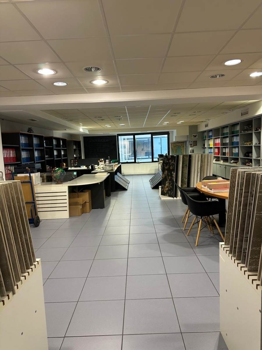 (For Sale) Commercial Office || Athens North/Chalandri - 105 Sq.m, 250.000€ 