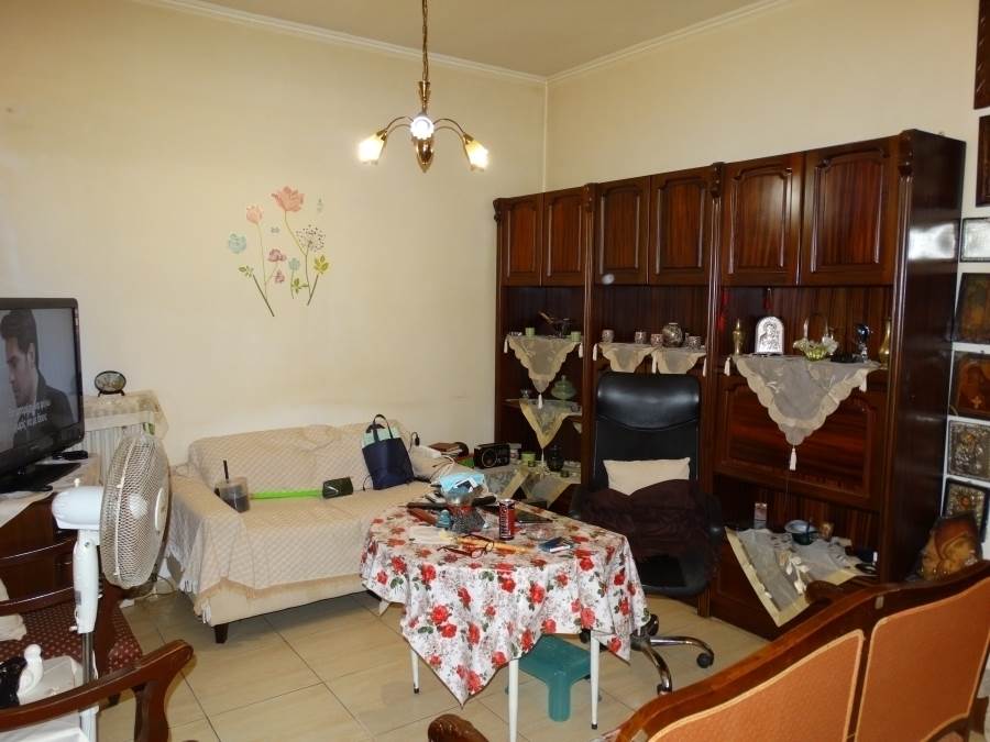 (For Sale) Residential Floor Apartment || Athens North/Nea Erithraia - 100 Sq.m, 3 Bedrooms, 225.000€ 