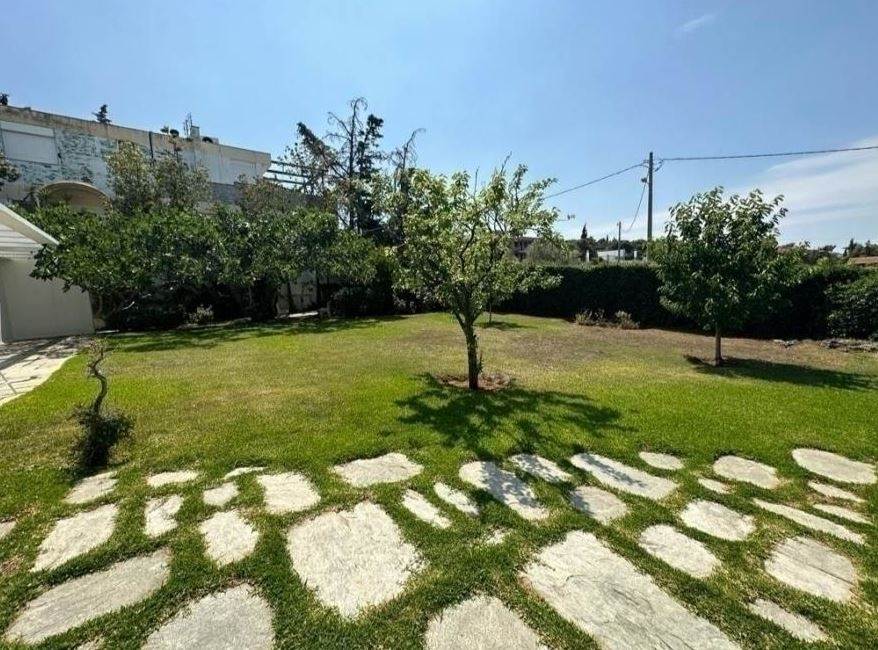 (For Rent) Commercial Commercial Property || Athens North/Kifissia - 380 Sq.m, 10.000€ 